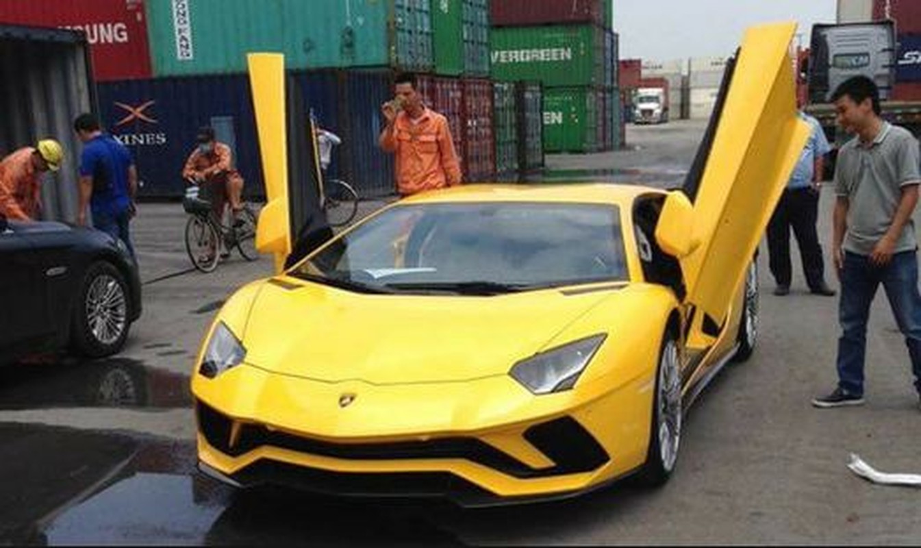 Sieu xe Aventador S ngon hon 4 ty phi truoc ba tai VN-Hinh-7